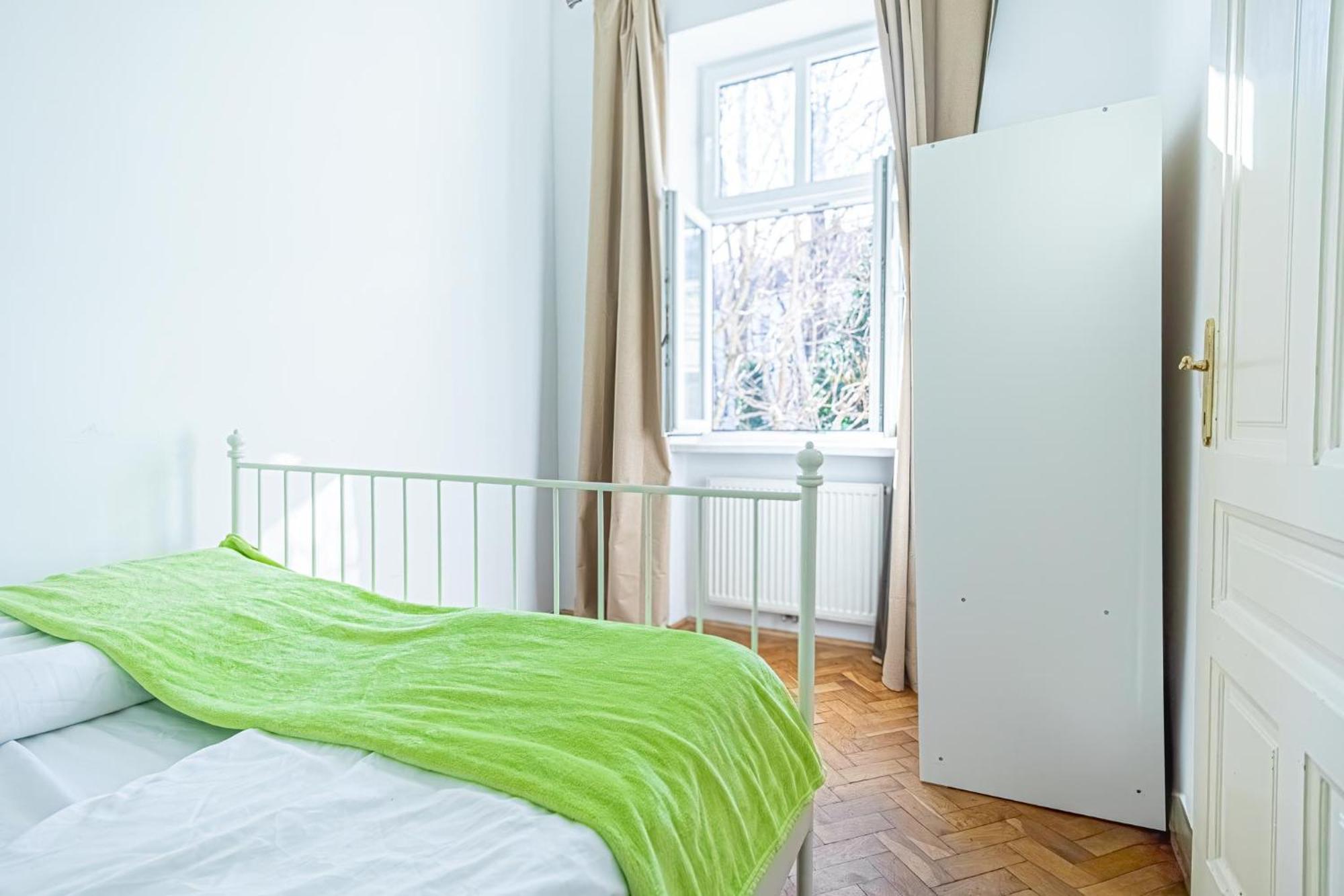 Stylish 2br Shared For Longstays Margareten, Up To 5p * Wien