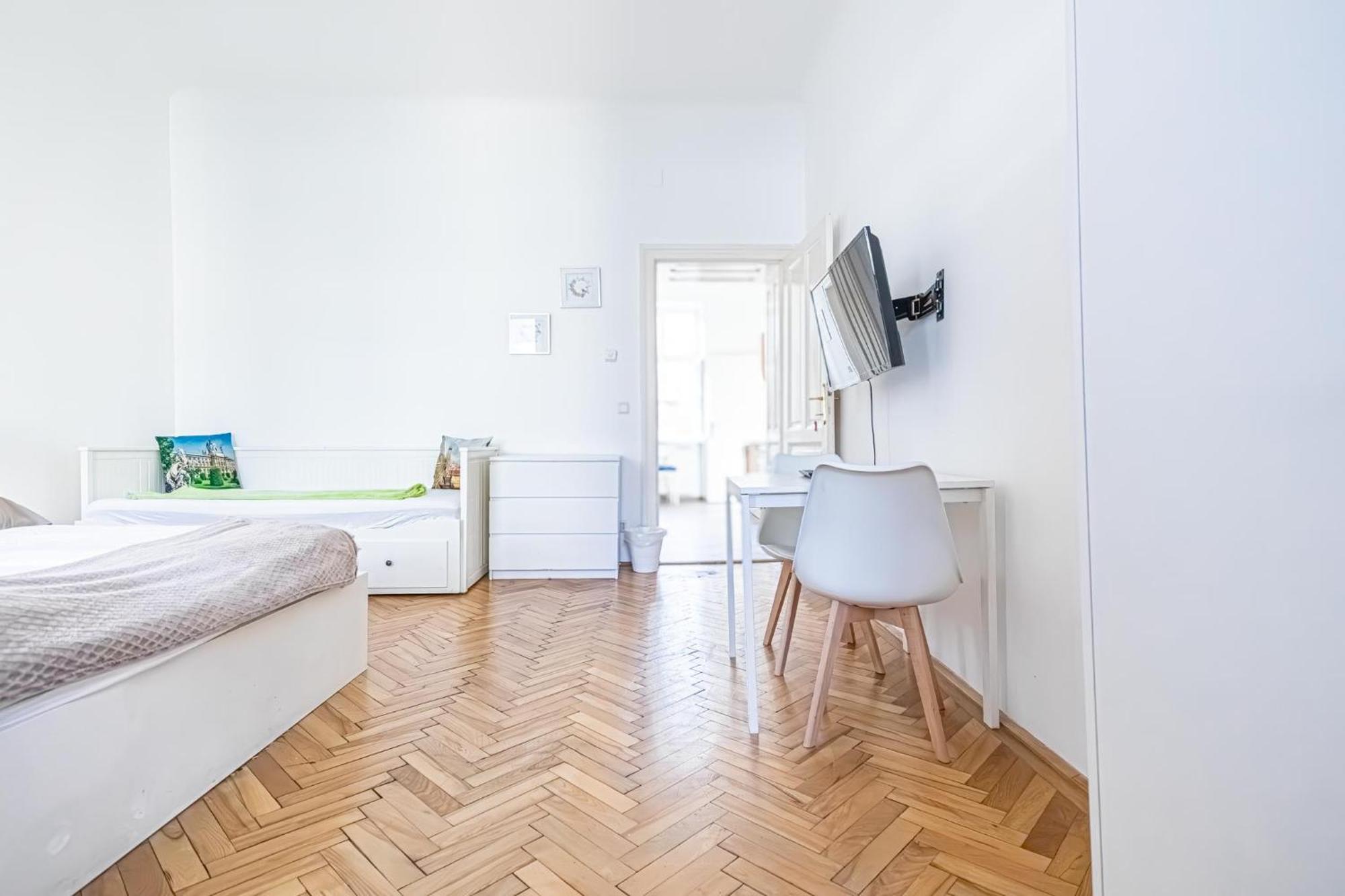 Stylish 2br Shared For Longstays Margareten, Up To 5p Wien