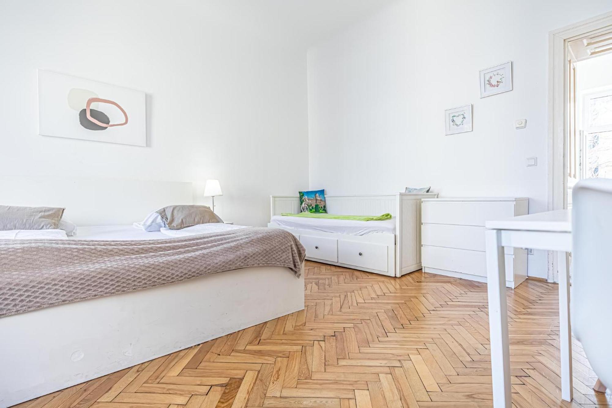 Stylish 2br Shared For Longstays Margareten, Up To 5p * Wien